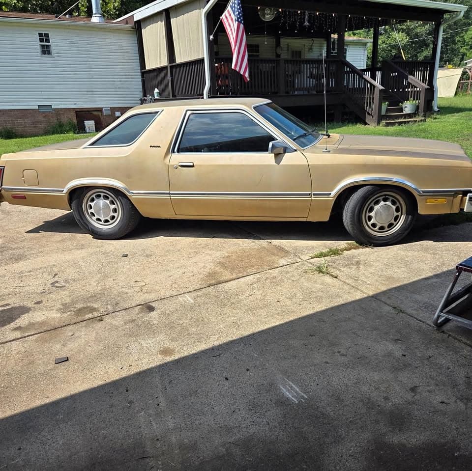 1981 Ford Fairmont Futura